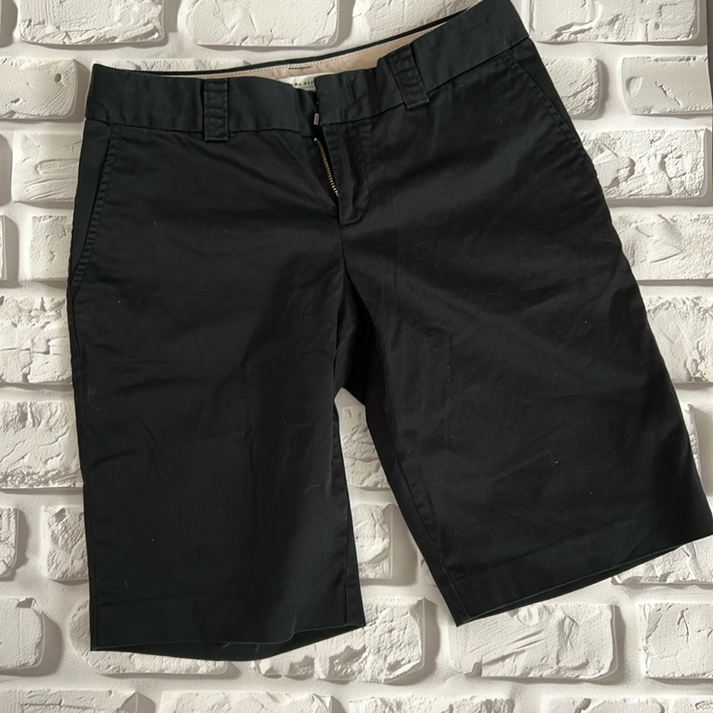 Banana Republic stretch 4 black shorts